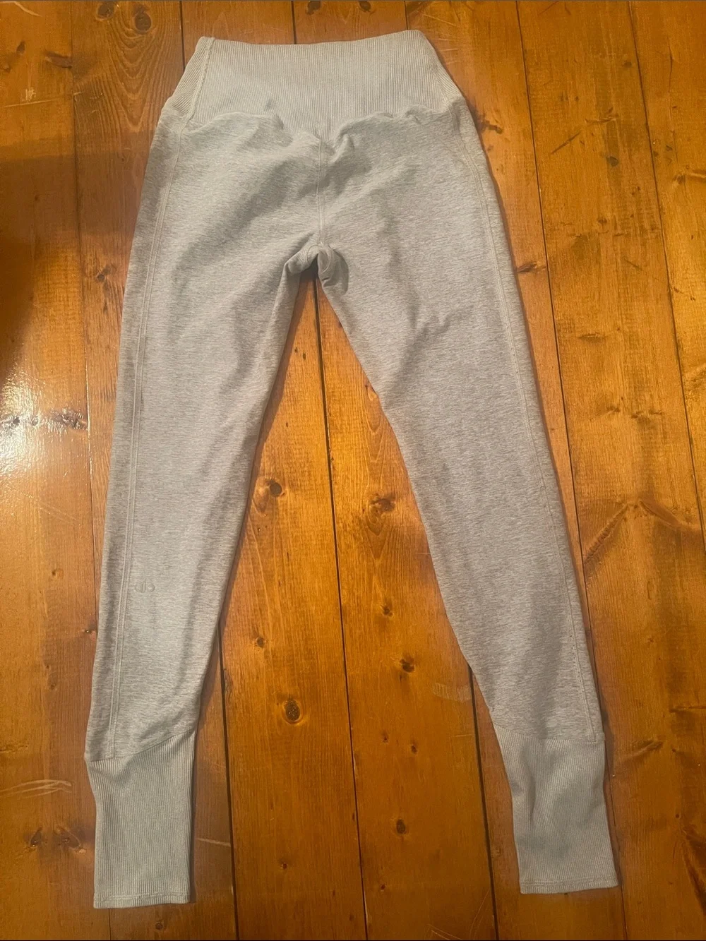 ALO Yoga High-Waist Alosoft Lounge Legging - Athletic Heather Grey